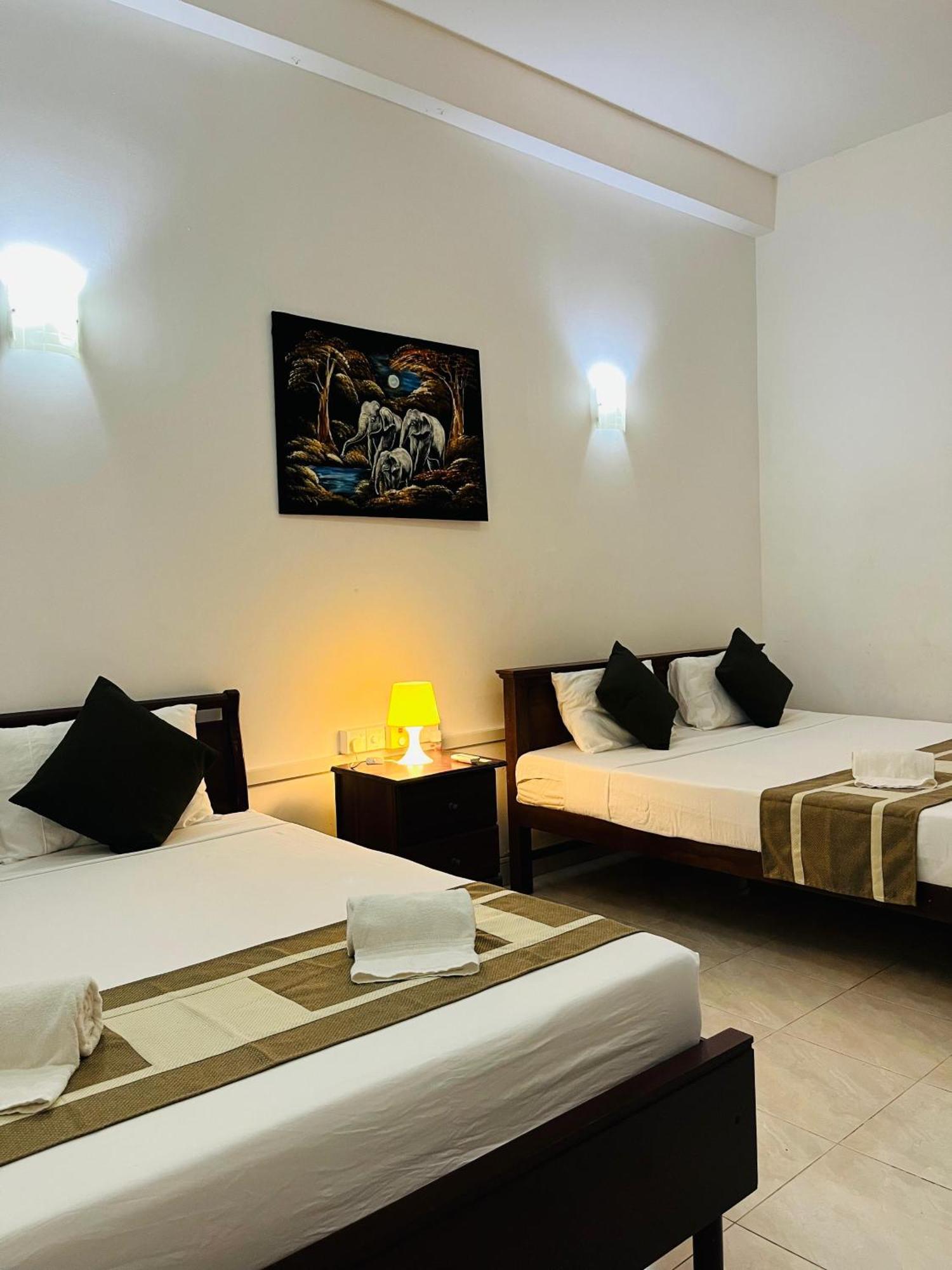 Hotel Blue Bird Negombo Exteriér fotografie