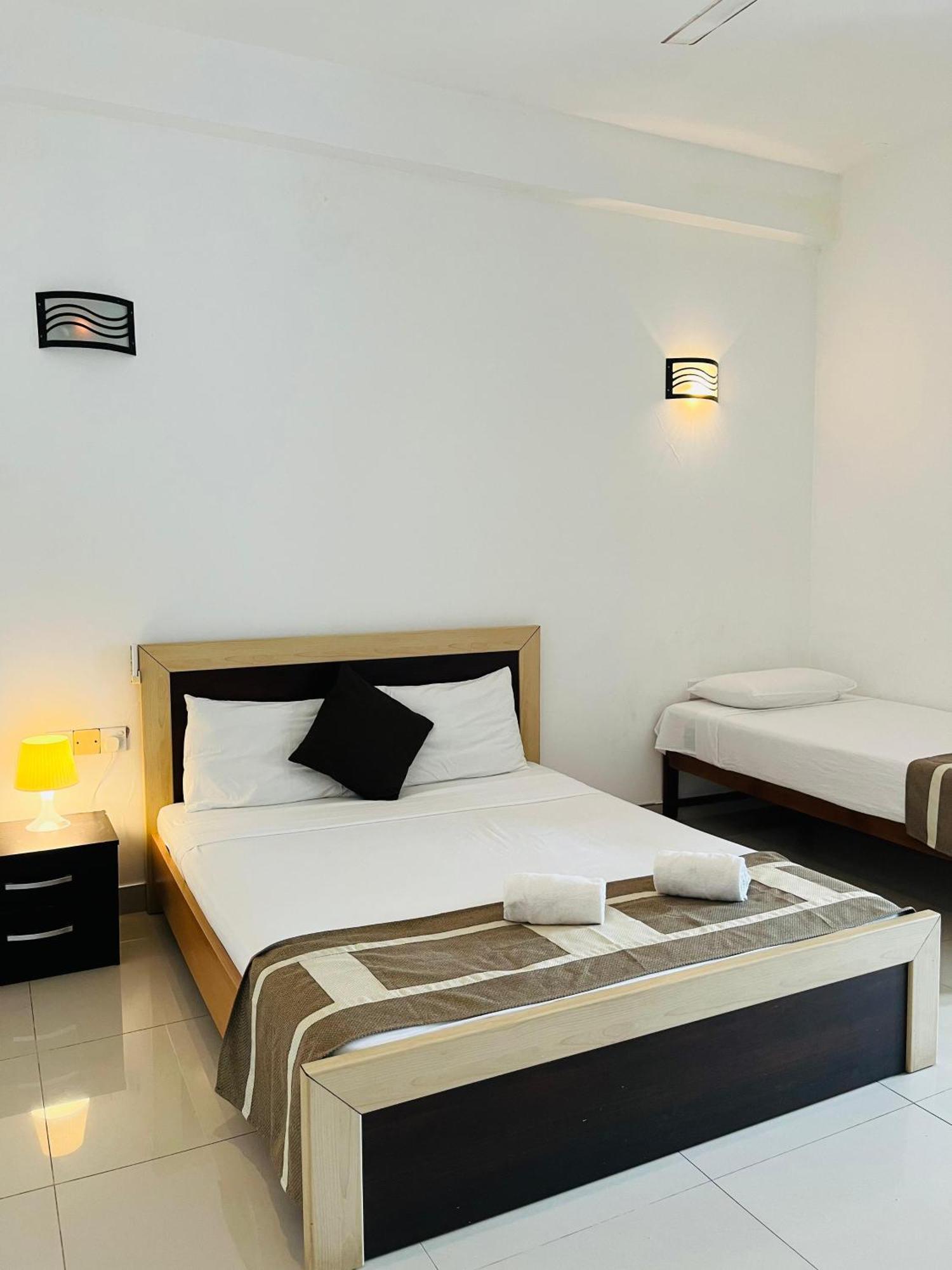 Hotel Blue Bird Negombo Exteriér fotografie